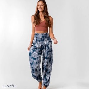NWT Lotus & Luna Harem Pants Size S